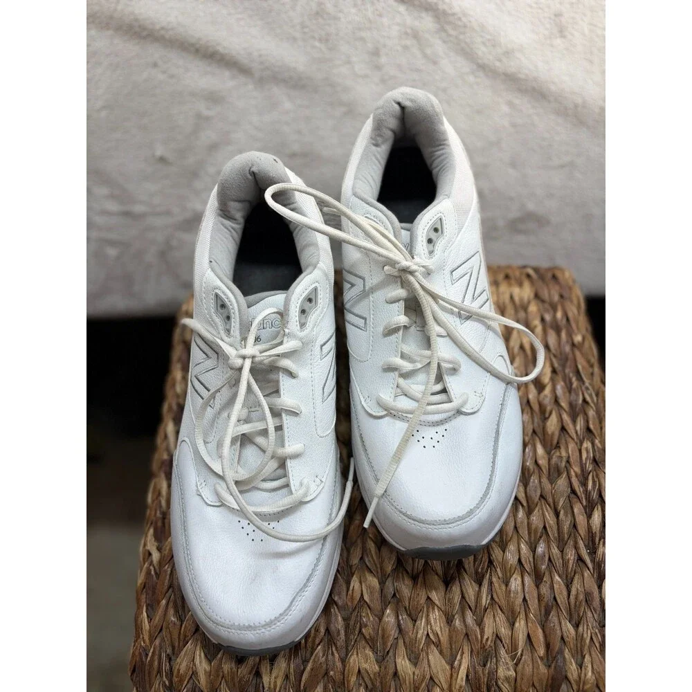 New Balance MW928WT  White Walking Shoes Mens Size 12.5